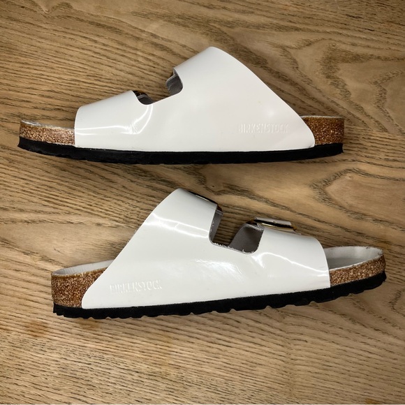 Birkenstock Arizona Big Buckle High Shine Sandals Ivory Patent Leather Size 39/8 - Picture 8 of 10